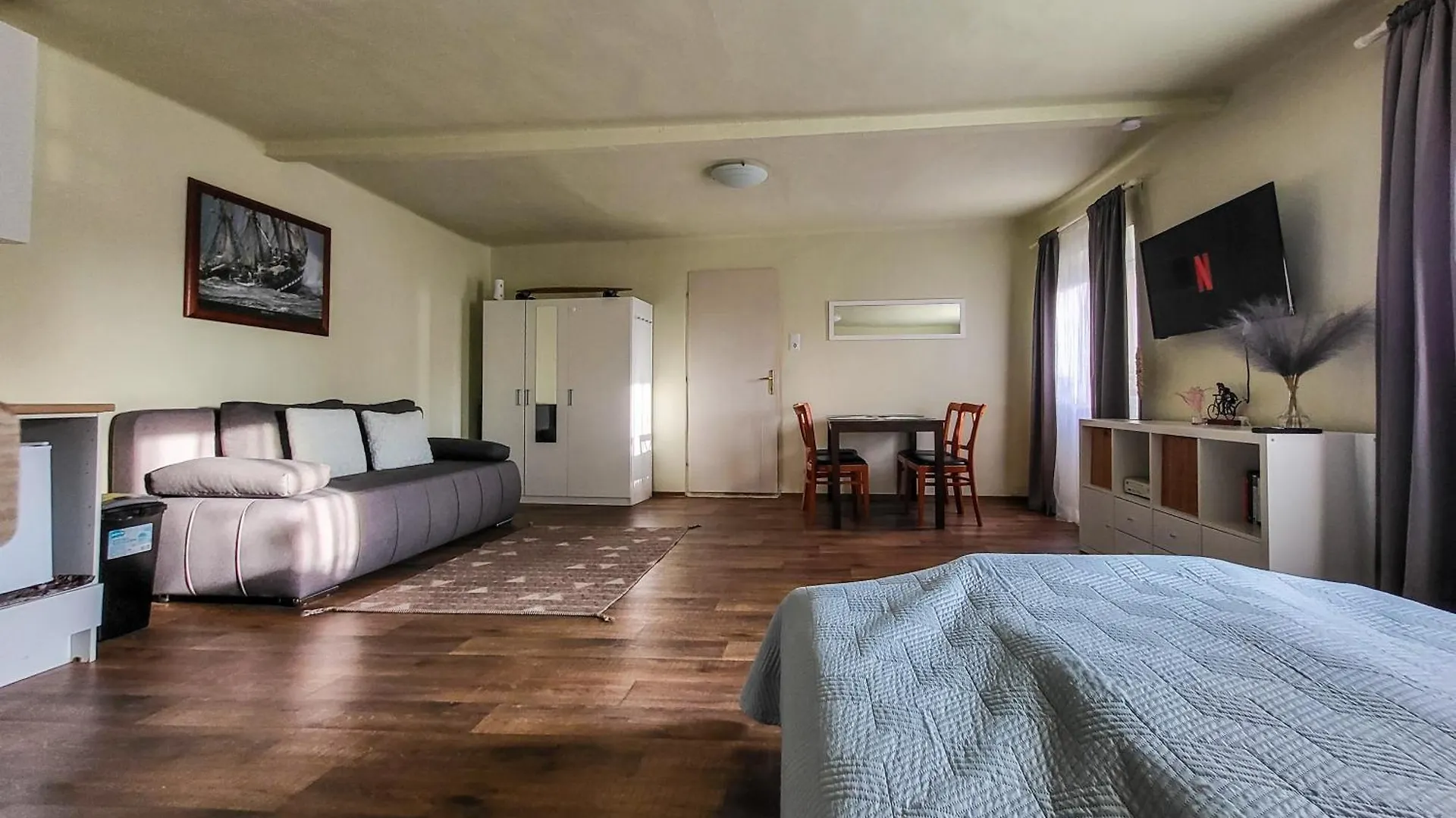Mi Casa Vendeghaz - Apartments 埃格尔