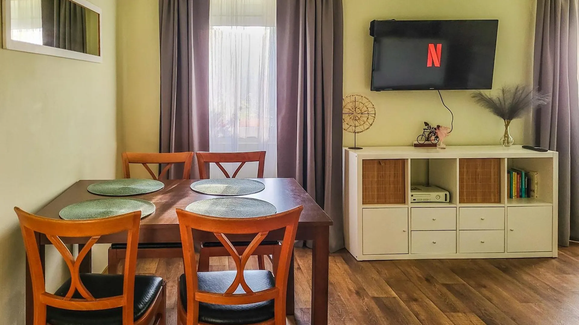 Mi Casa Vendeghaz - Apartments 埃格尔