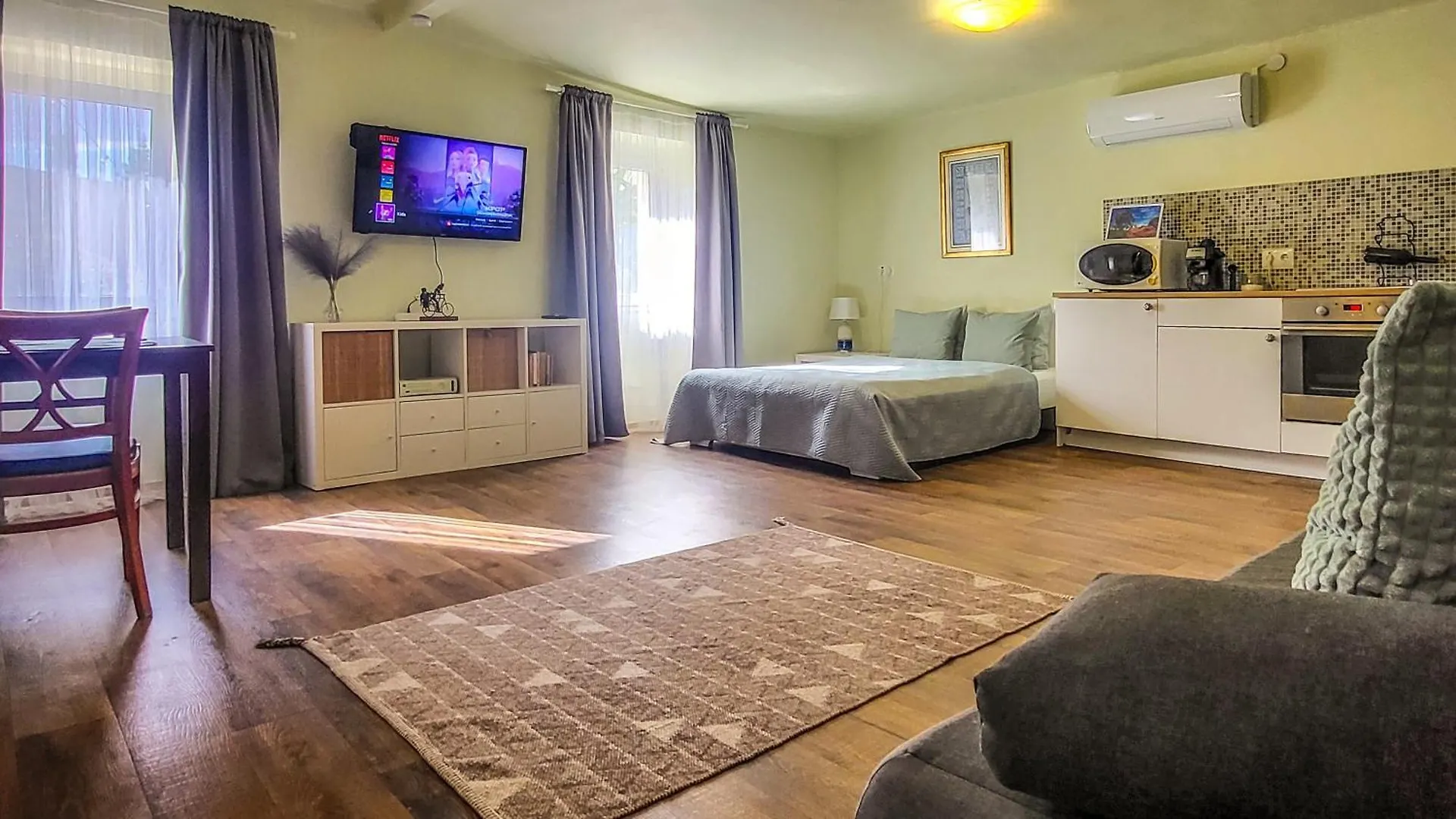 Mi Casa Vendeghaz - Apartments 埃格尔