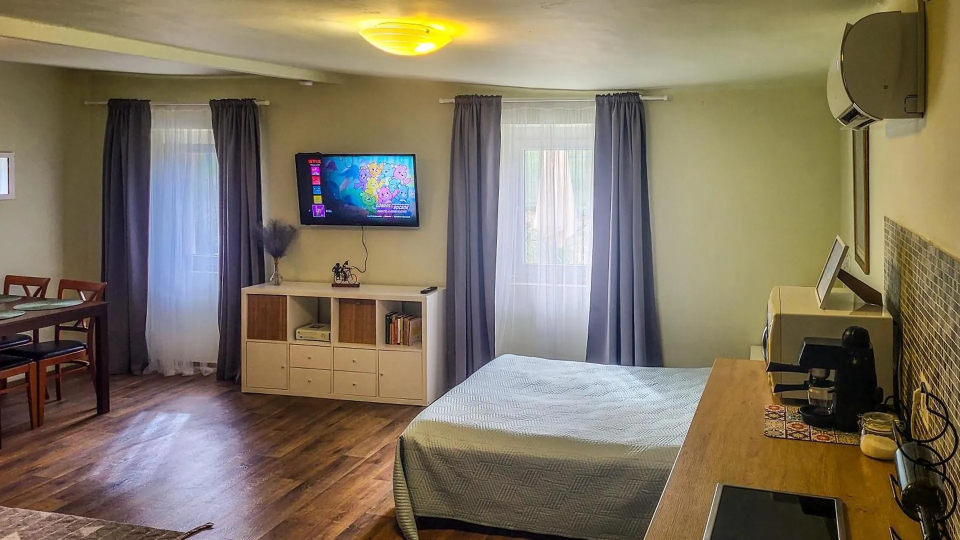 Mi Casa Vendeghaz - Apartments Eger